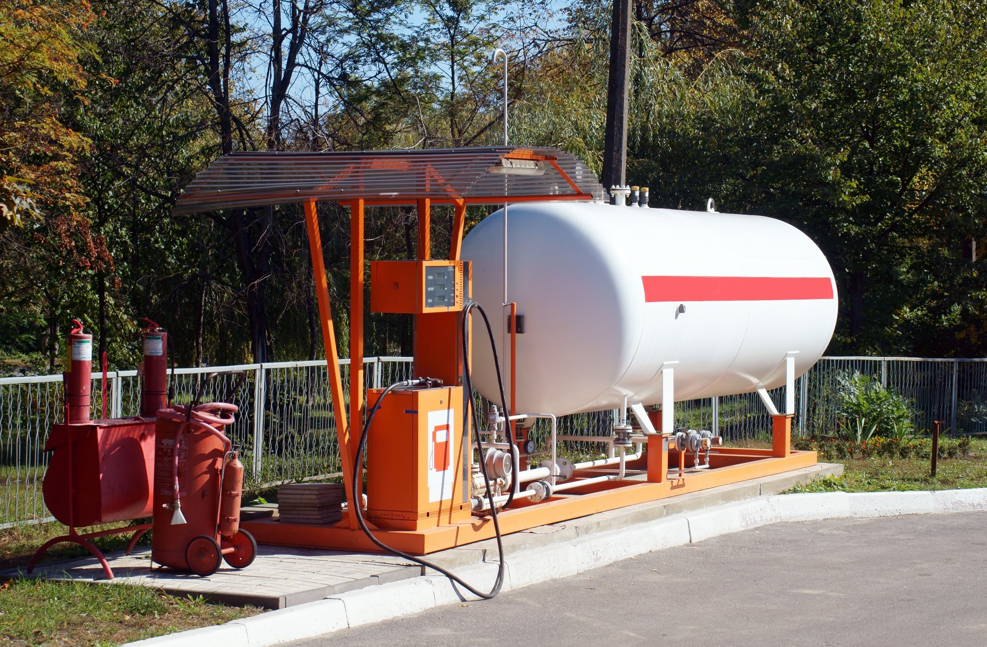 Liquid propane gas station